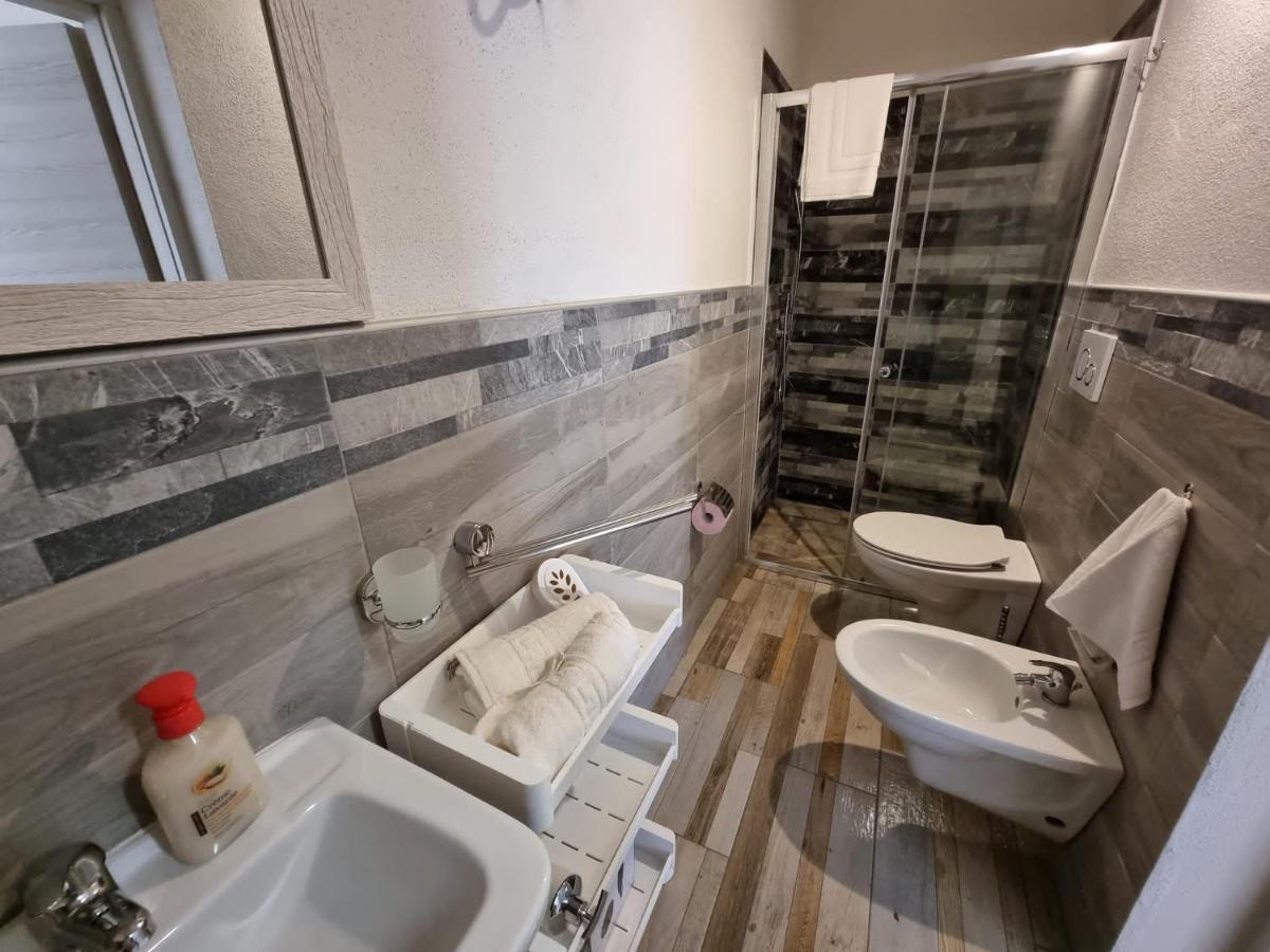Suite Cornelia Santa Teresa Gallura Ngoại thất bức ảnh